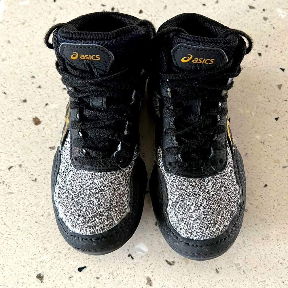 ASICS wrestling shoes